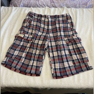 American Living men’s Cargo Shorts - Red/White/blue plaid - size 34